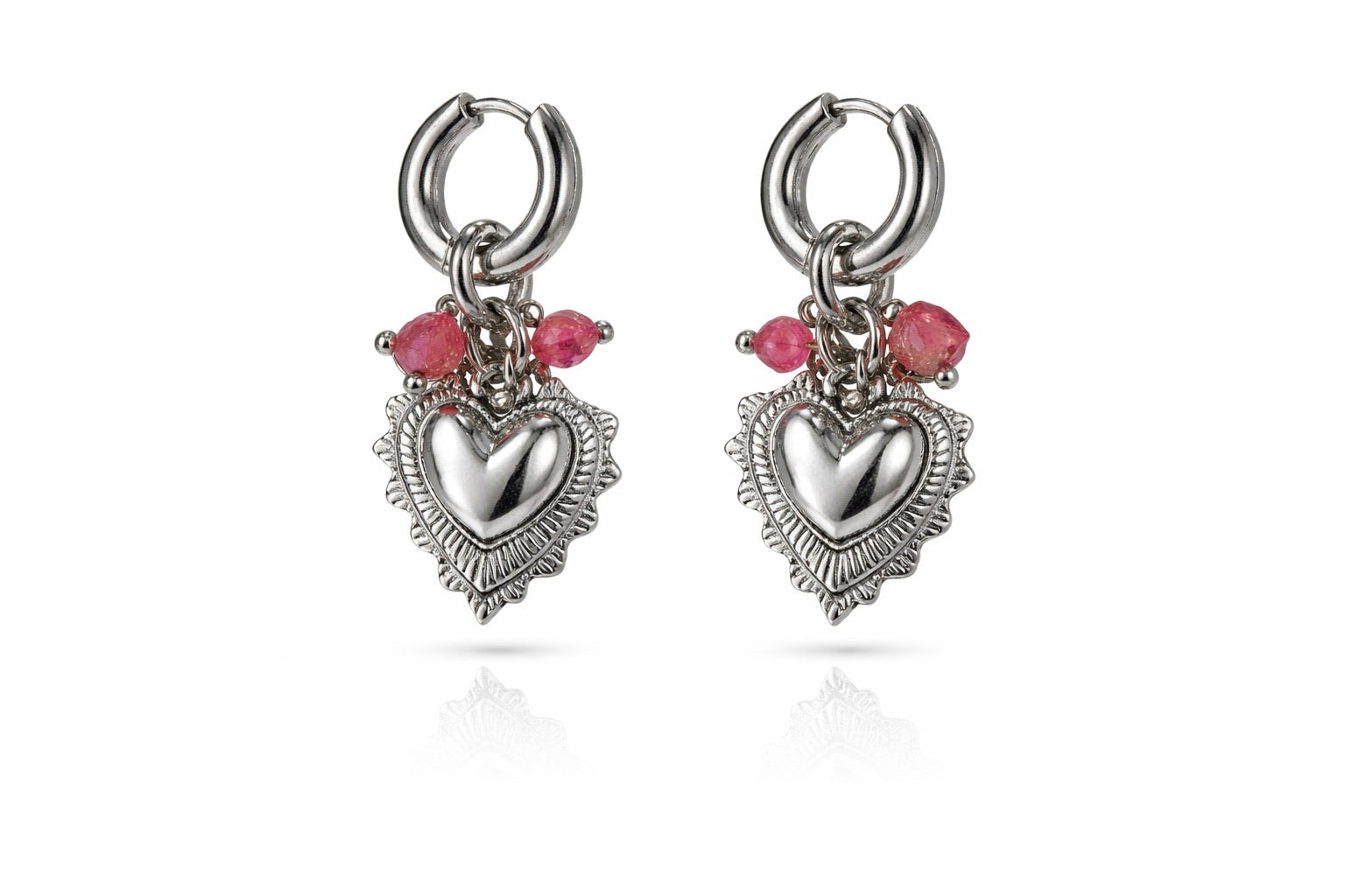 Zilverkleurige Oorbellen met Hartje & Roze Details | Stainless Steel