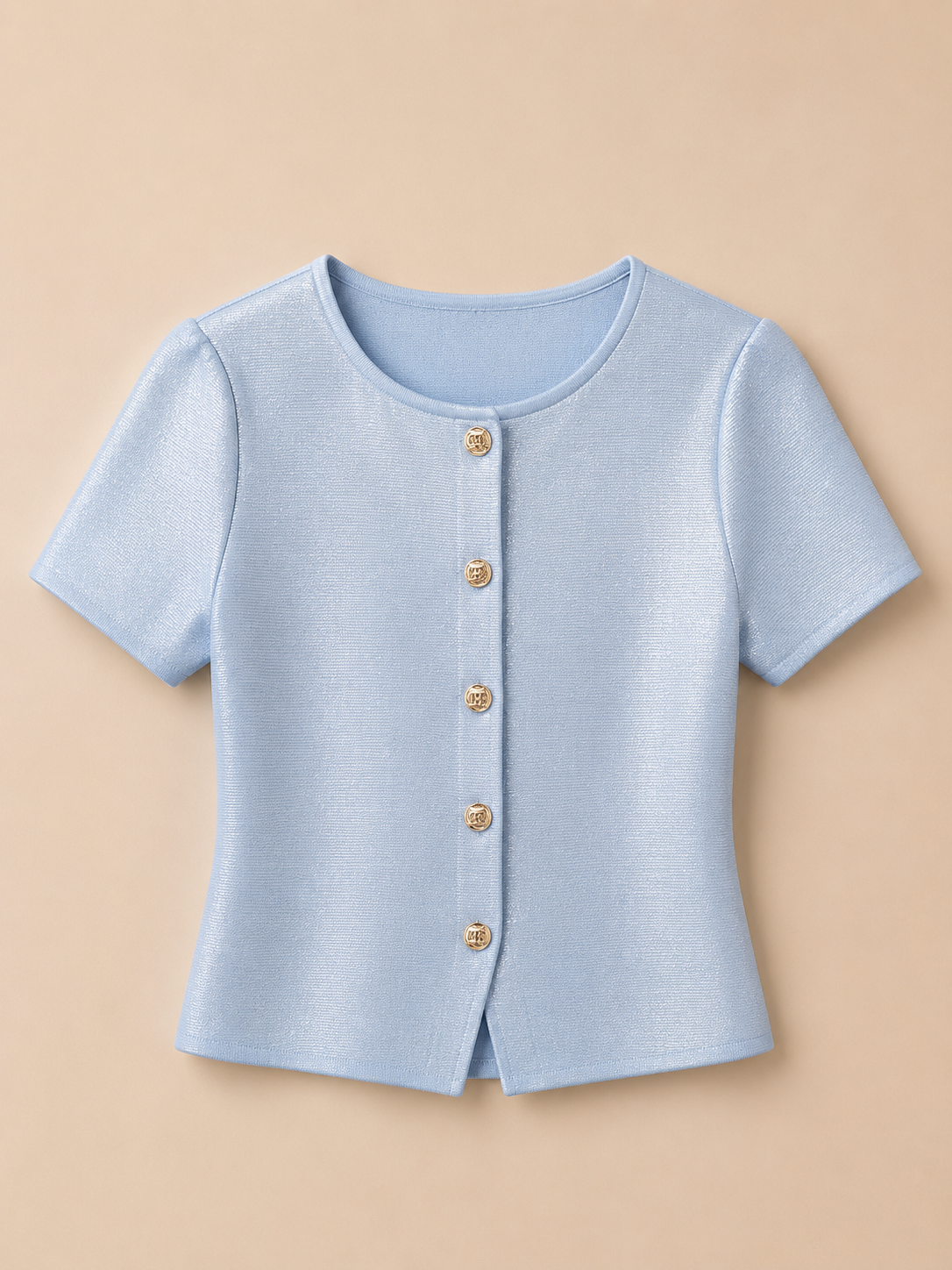 Lichtblauw Shirt met Gouden Knopen | By Clara