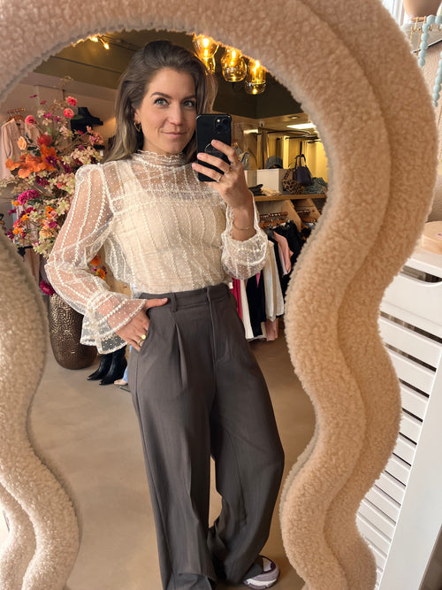 By Swan Paris | Basic Top met Vierkante Hals | Beige