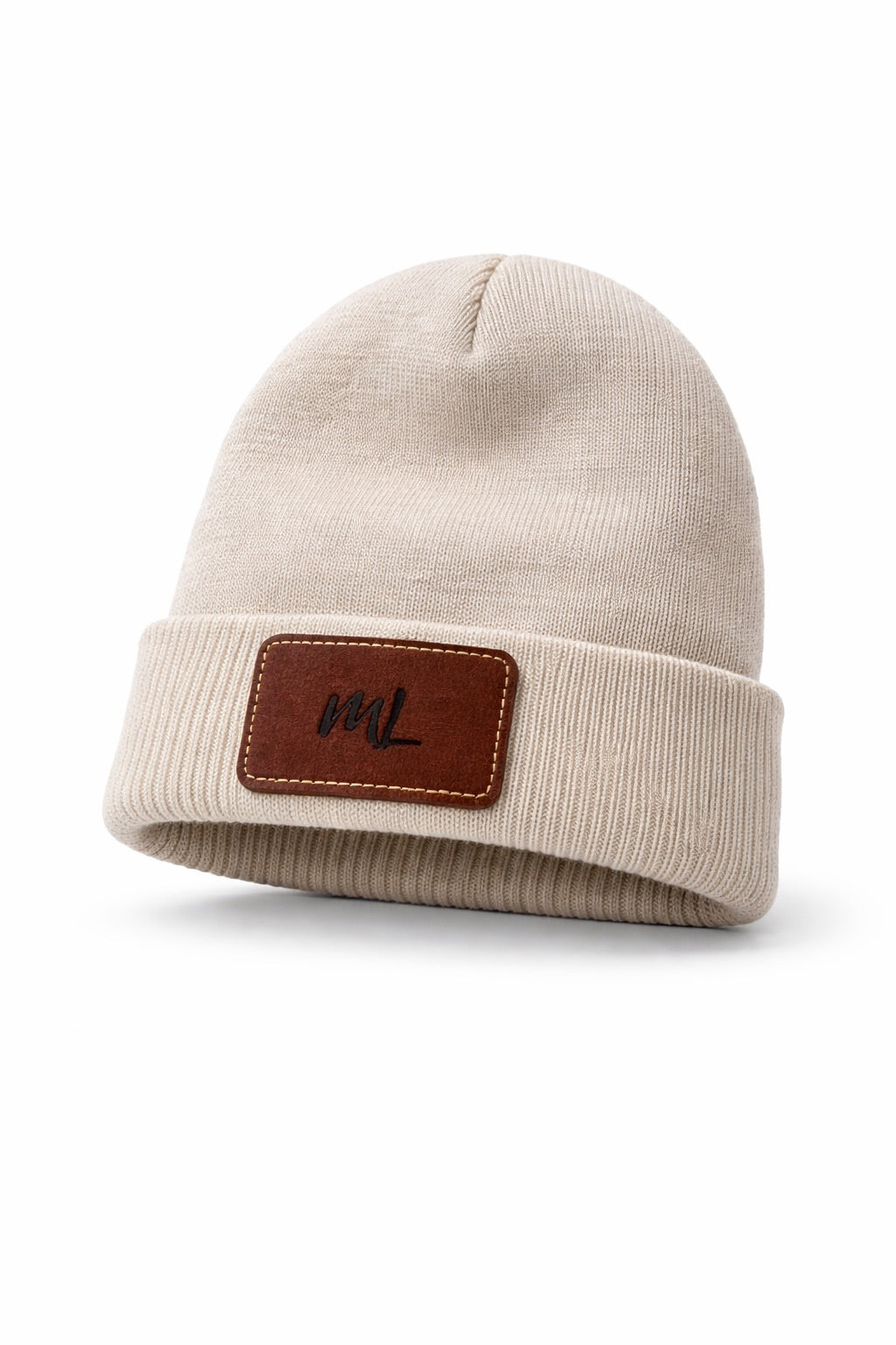 Beige dames muts met Mamalady logo | Gebreide beanie met leren label
