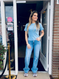 Lichtblauw Shirt met Kartelrand | By Clara