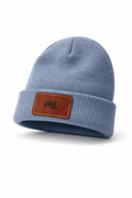 Blauwe dames muts met Mamalady logo | Gebreide beanie met leren label